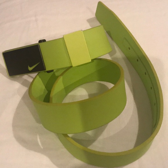 Nike Other - 🔴 NIKE NWOT SPORTS  /GOLF BELT